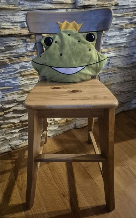 Детский стул фирмы IKEA Ingolf (Швеция).