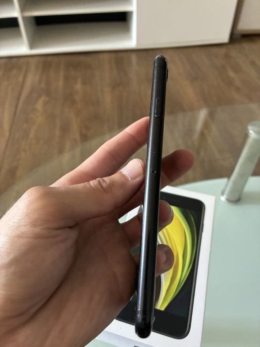 I Phone SE 2020 64GB
