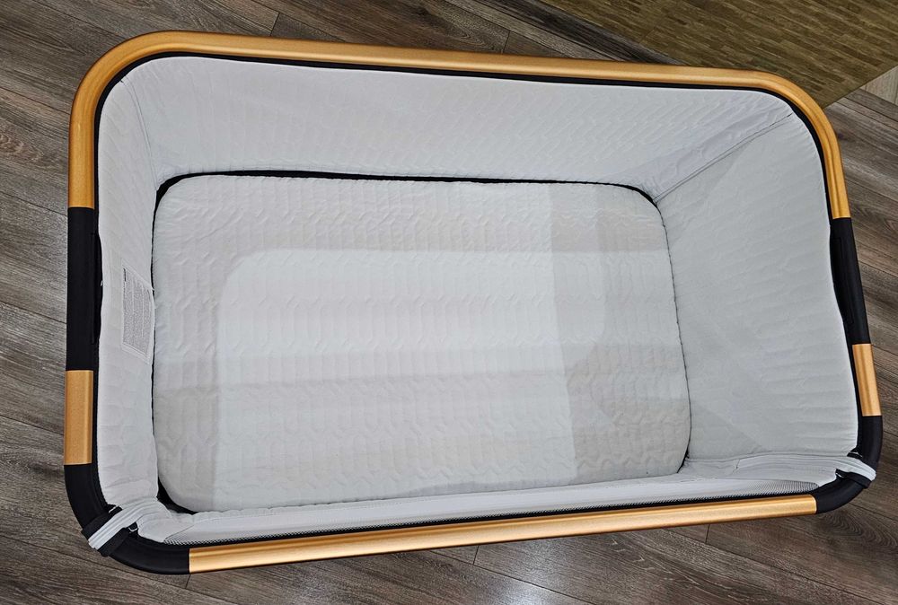 Baby boss кошара с подвижна преграда