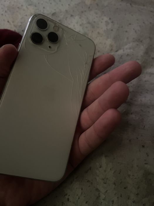 Iphone 11 pro.