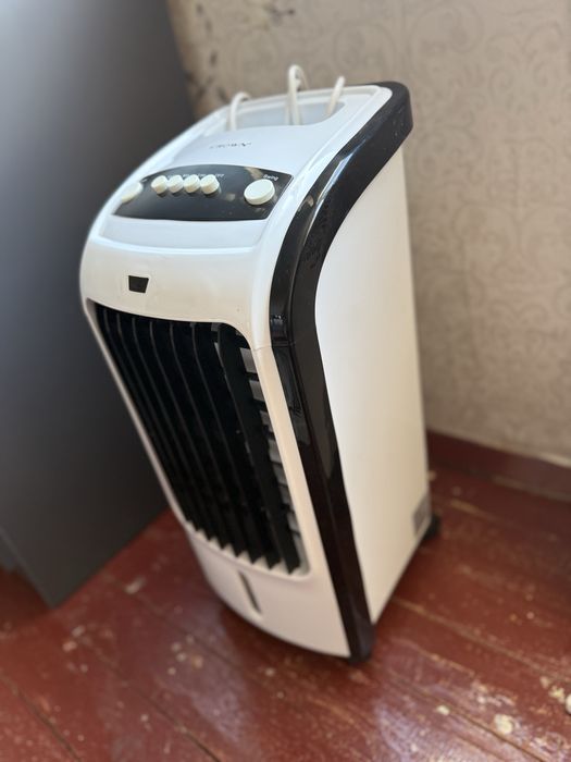 Мобилен охладител и овлажнител 2в1