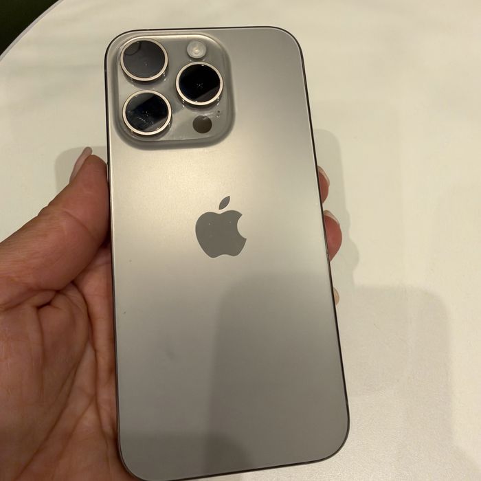 Продам Iphone 15 Pro 256 Gb