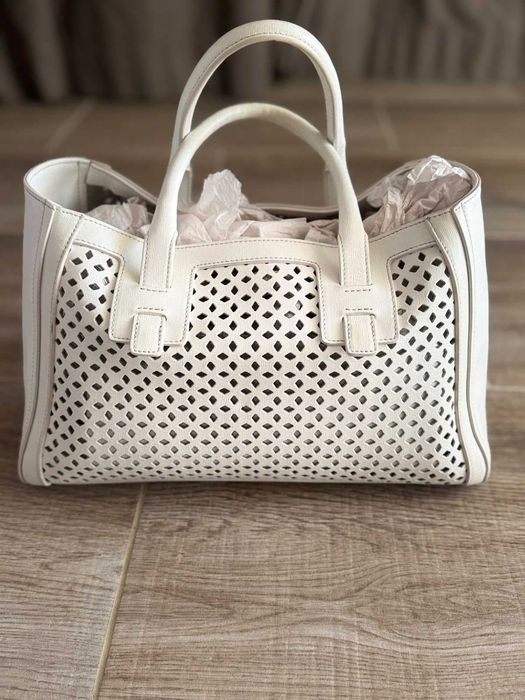 Дамски чанти Furla