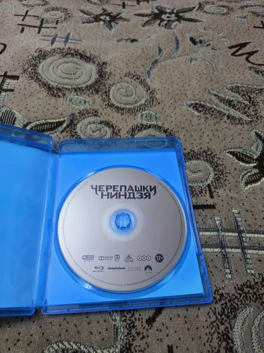 Продаю Bluray Черепашки Ниндзя 1  ( 2 Bluray)