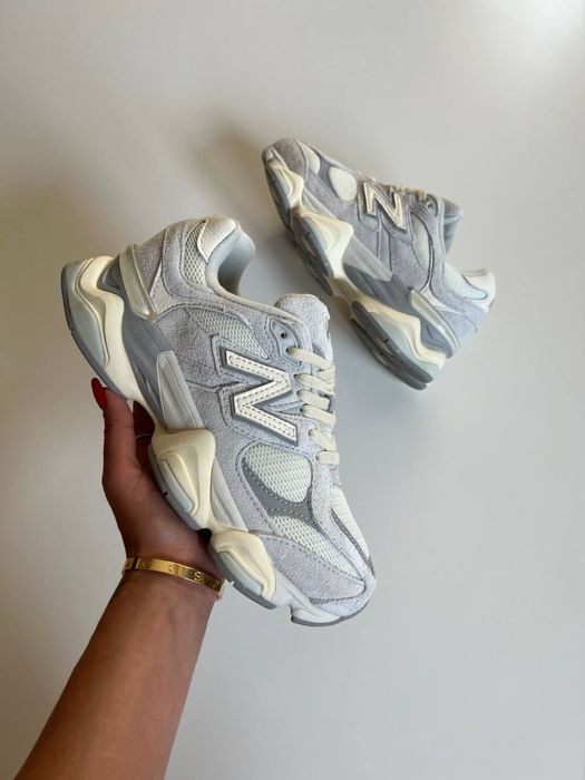 New Balance 9060 - QUARTZ GREY Отново