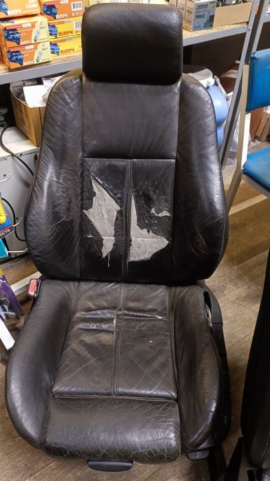 Сиденья от е39 е38 мотоспорт