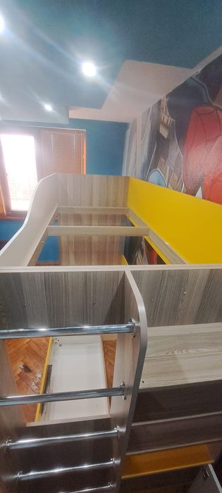 Двуетажно  легло