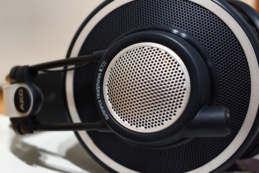 AKG K702 студийни слушалки