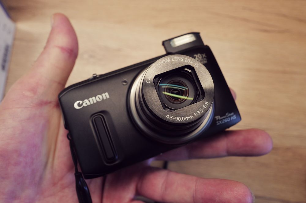 Aparat foto Canon Powershot sx260 HS La Cutie ca NOU compact digital instagram mega zoom CCD Soft senzor