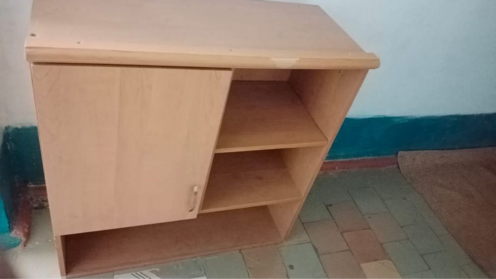Отдам бесплатно шкаф