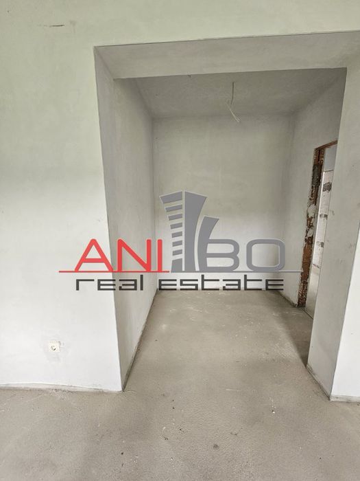 Продава се Къща в с. Драгичево, Област Перник - 180 кв.м за 1473 €/кв.м - Снимка #9