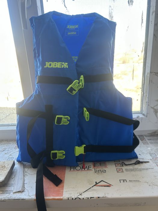 Спасательный жилет JOBE