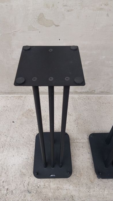 Hi-Fi стойки (подставки) Jamo для акустической системы