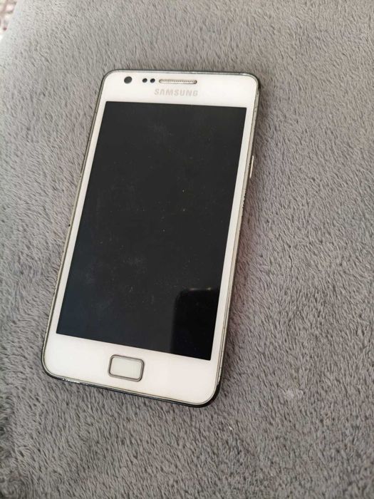 Продам телефоны и планшет на запчасти