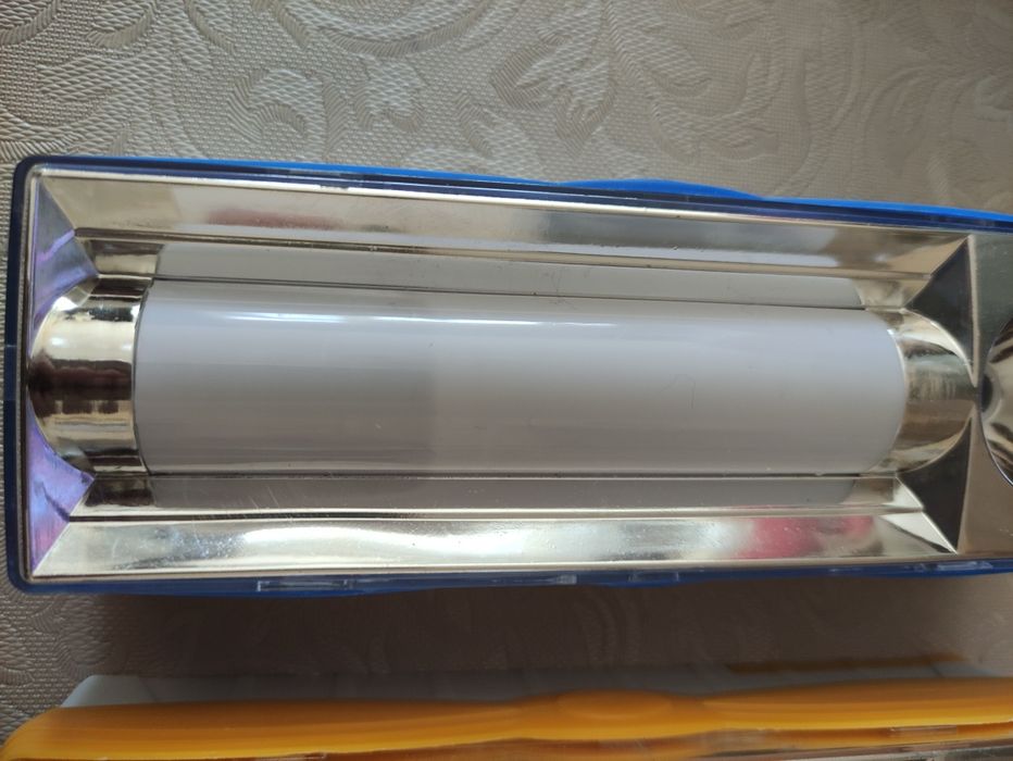 НОВИ лед фенери,сини и жълти