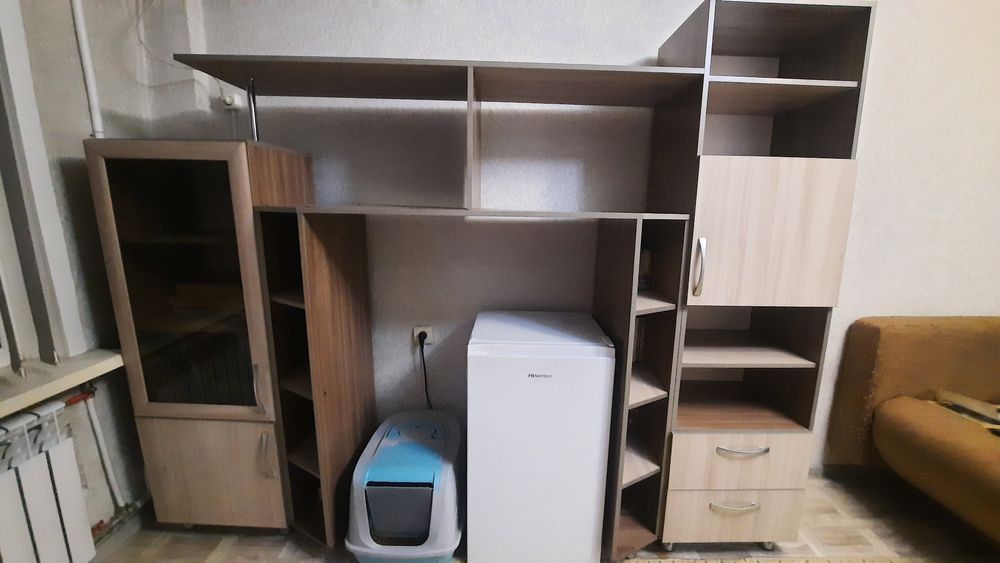 Продам стенку в зал