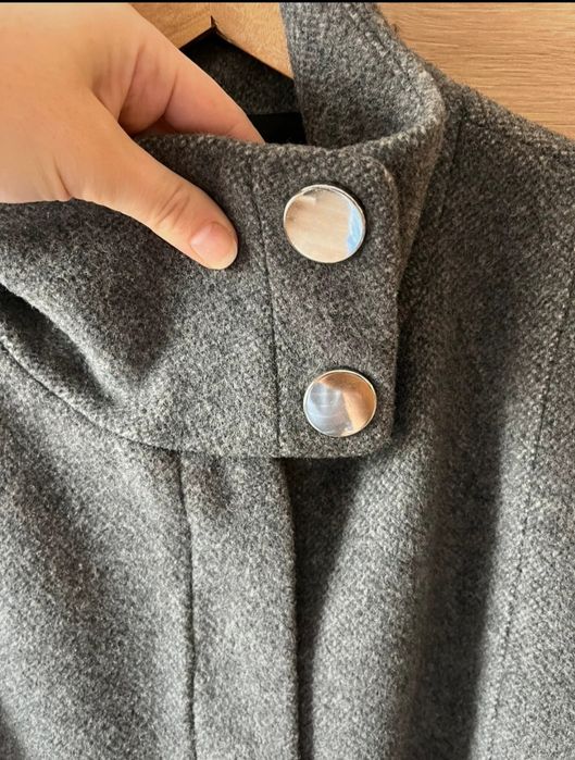 Palton Mango in stare folosita XS