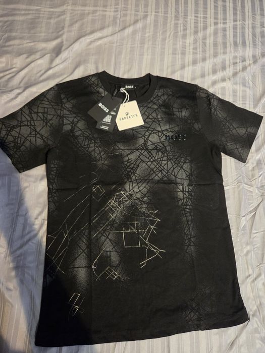 tricou nou hugo boss