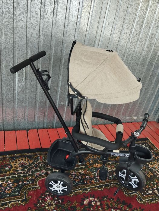 Продам трёхколесный велосипед