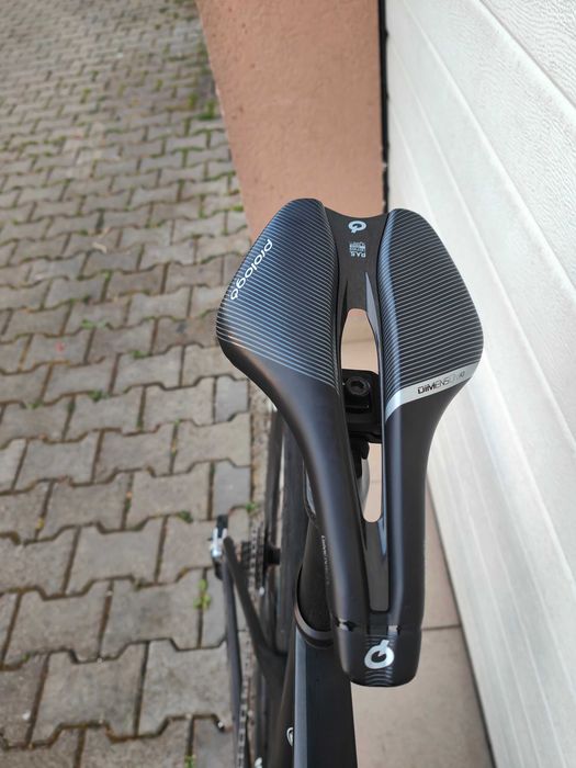 Vând sau schimb cu Mtb ușoară. BMC Timemachine Road 01 One