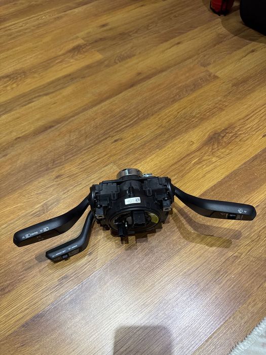 Порше Тайкан преключватели