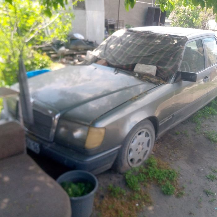 Продам Mercedes-Benz E200