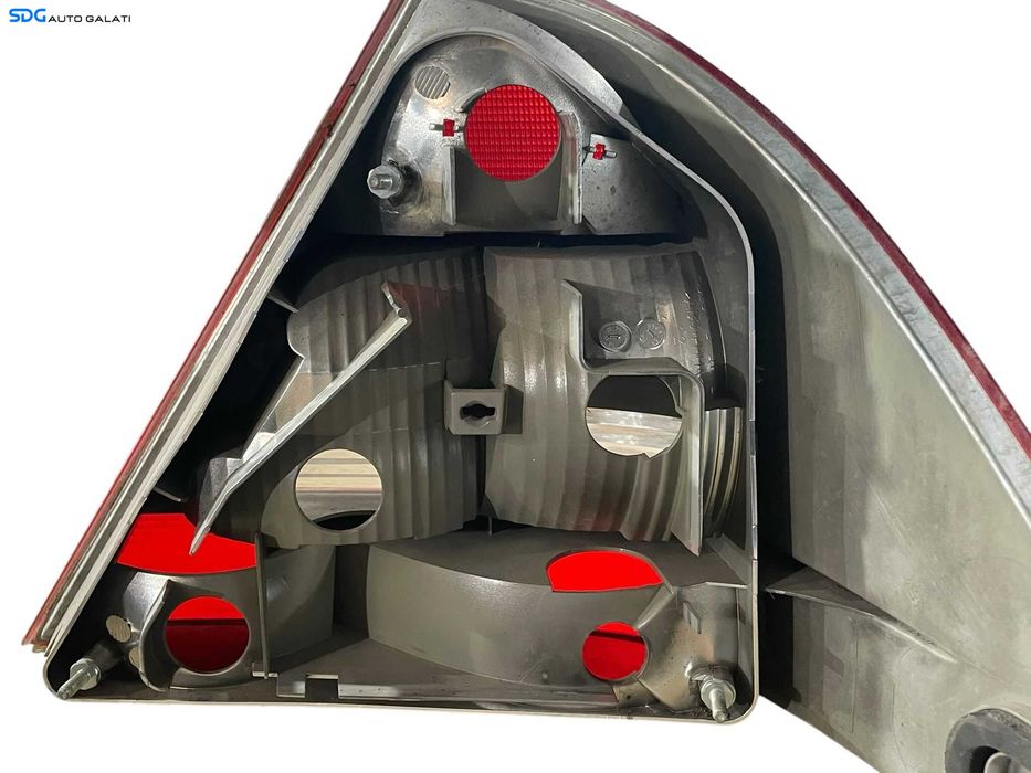 Stop Lampa Tripla Stanga Mercedes Clasa C Class W203 2001 - 2004 [LR0236]