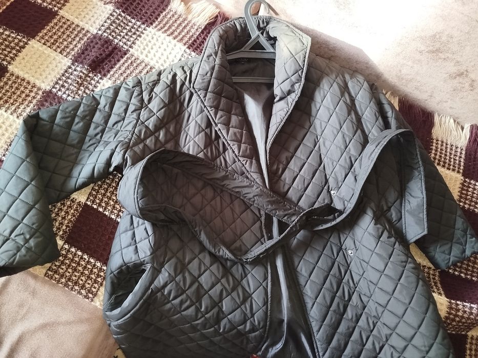 Куртка женская ZARINA  черная