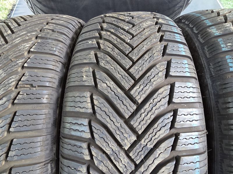 225/45/17 MICHELIN 4бр