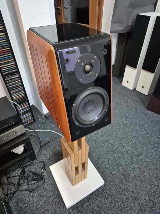 Usher Compass X 718 Boxe High End