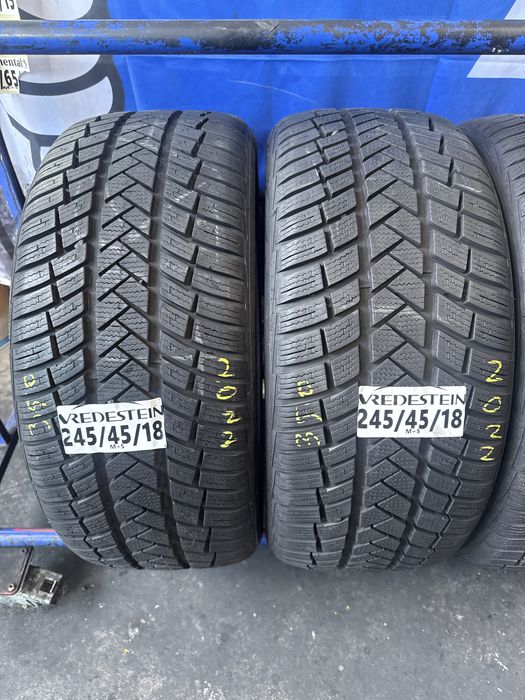 245/45/18 Vredestein M+S