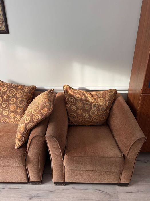 Диван угловой, с  креслом