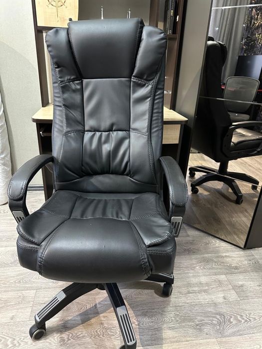 Компьютерный стол + кресло