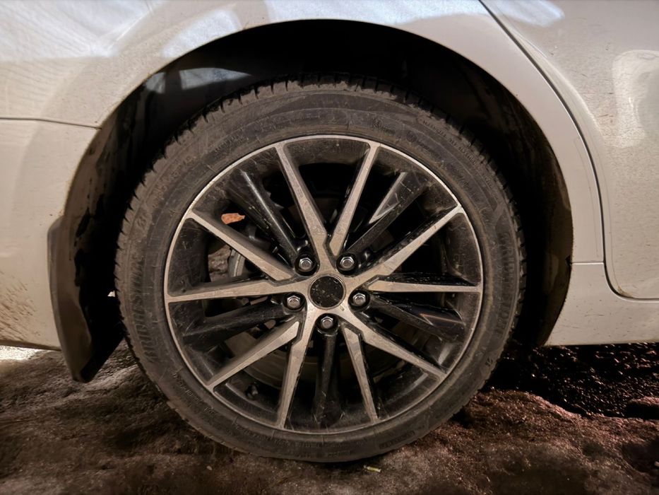 Колеса в сборе на Камри