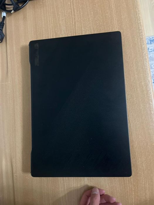 ASUS ROG Zephyrus M16