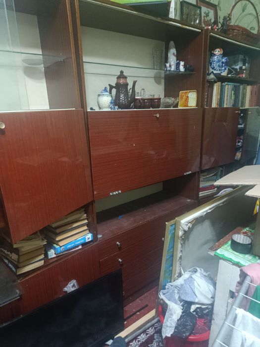 Продам советскую стенку