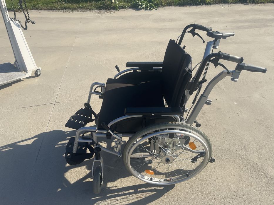 Carucior handicap ( dizabilitati )  Pyro Light Optima XL