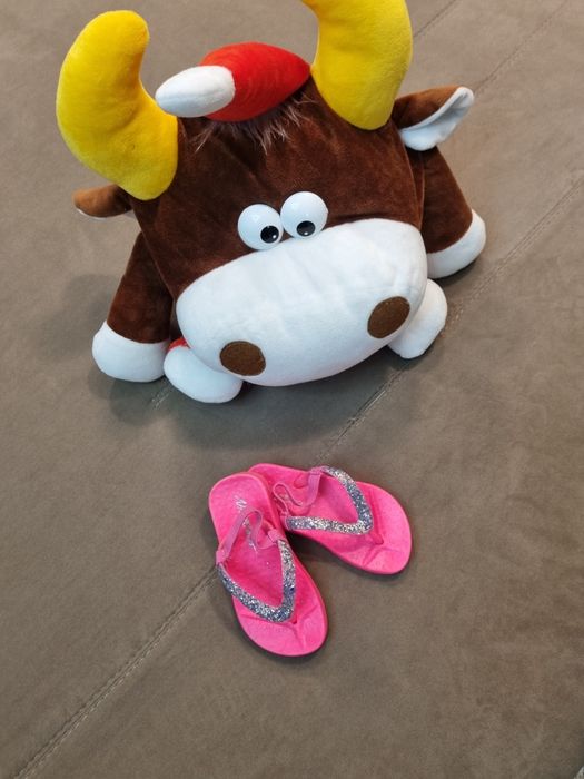 Продам детскую обувь