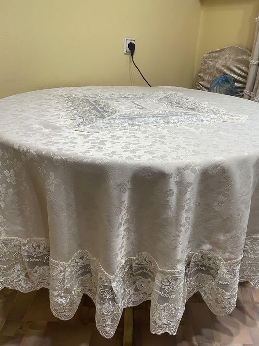Продам стол кухонный