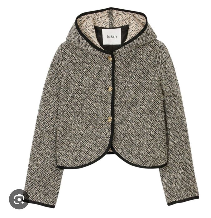 Сака на Фирма BA&SH