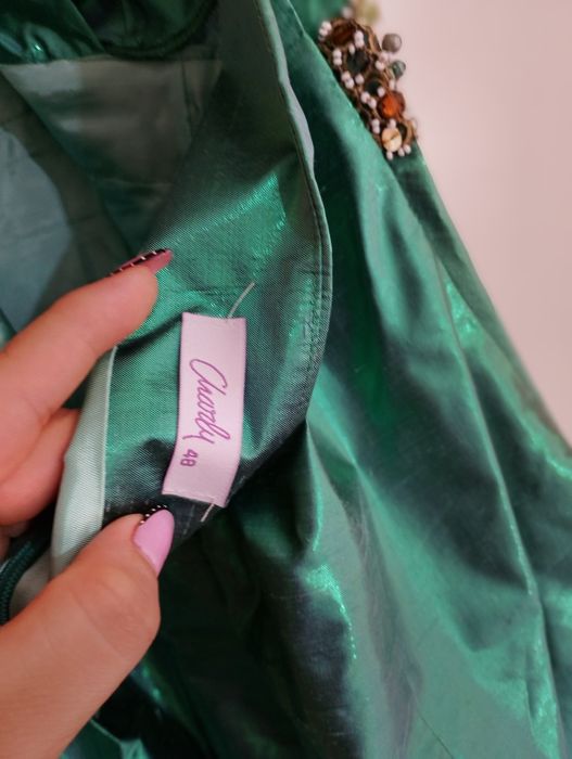 Абитуриентска рокля - 48 размер