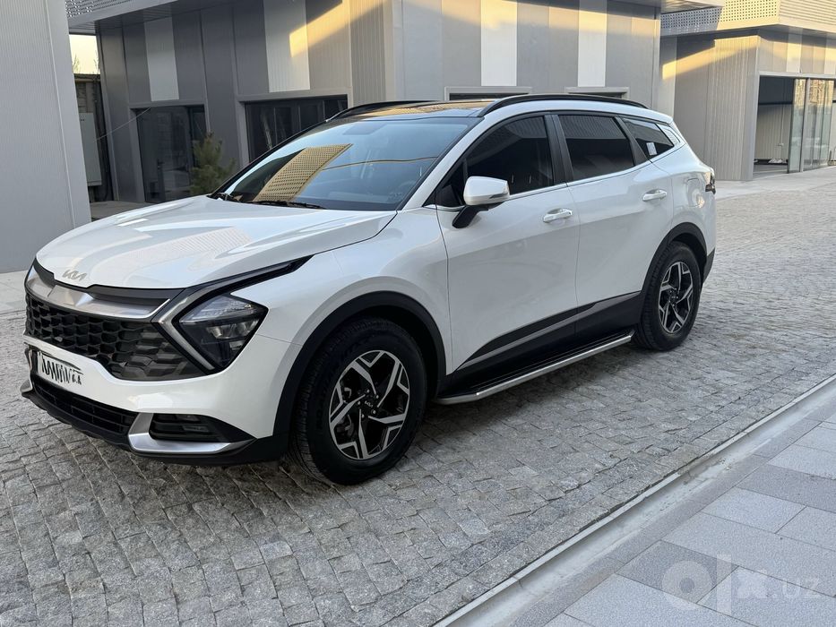 Kia sportage 4x4 awd panaramali 2023 yil kraska toza