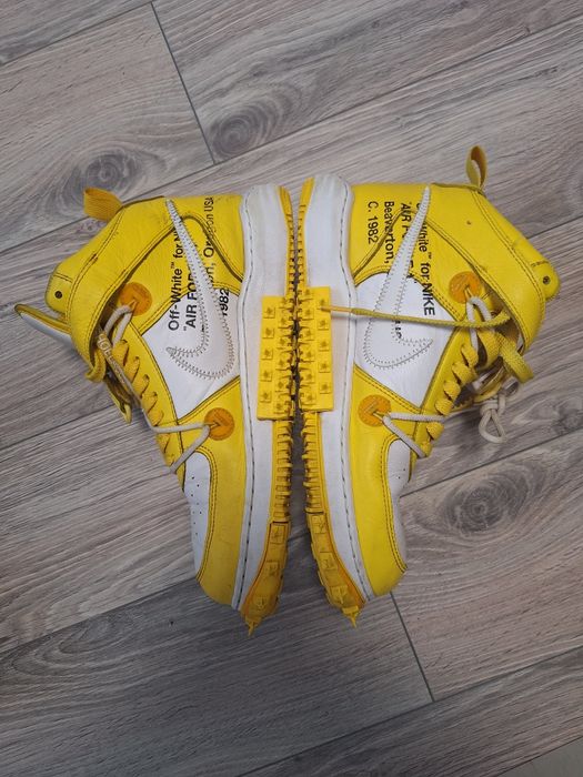 Air force 1 mid Off white Varsity Maize