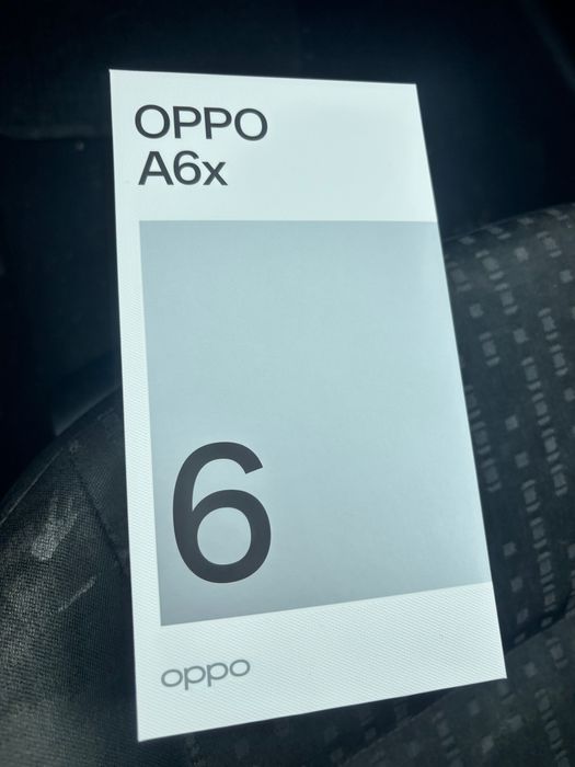 Продавам нов телефон OPPO A6x
