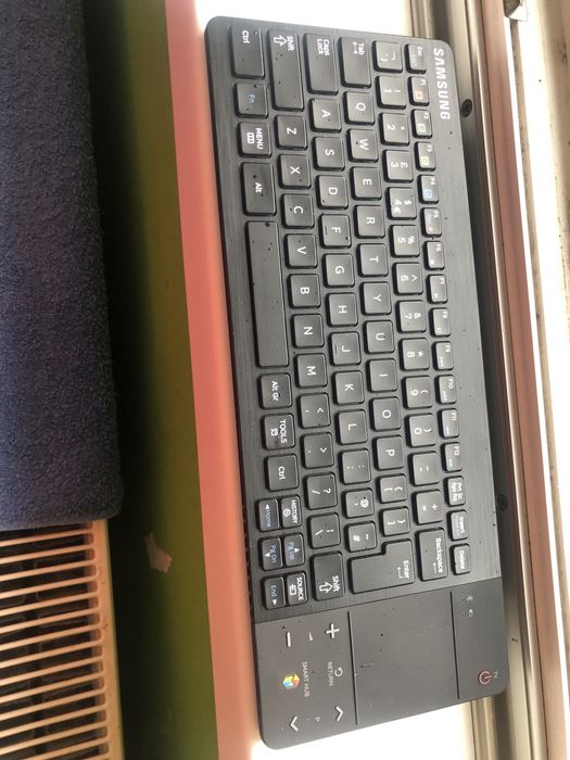 Tastatura wireless cu blurhoot Samsung