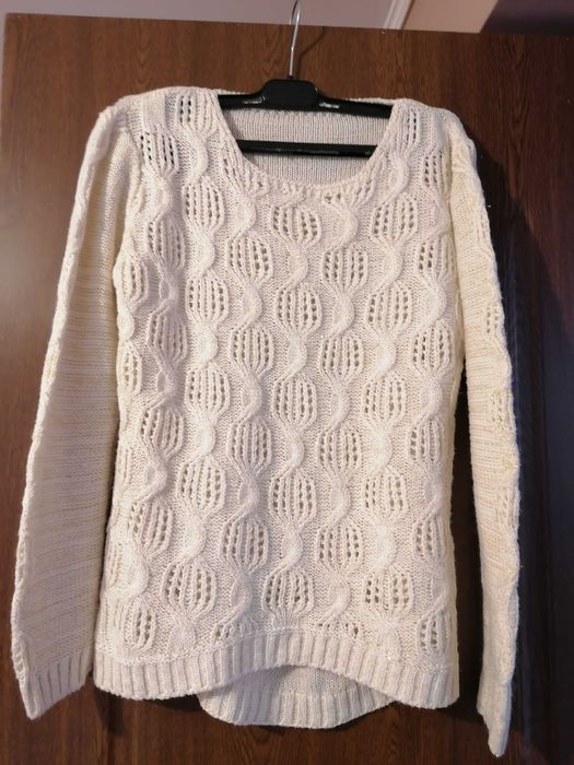 Pulovere din lâniță