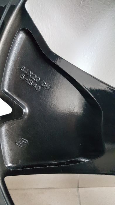 JanteRenaultKadjarArkanaSymbiozCapturMeganeE-TechKoleosScenicE-TechEspaceAustralRafaleTalismanDusterBigsterStrikerNissanJukeQashqaiX-TrailAriya5X114.3