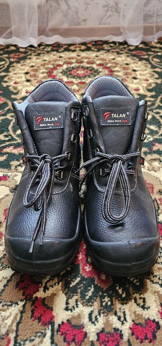 Рабочие  ботинки