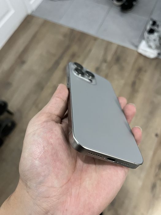 iPhone 15 pro max 256 gb