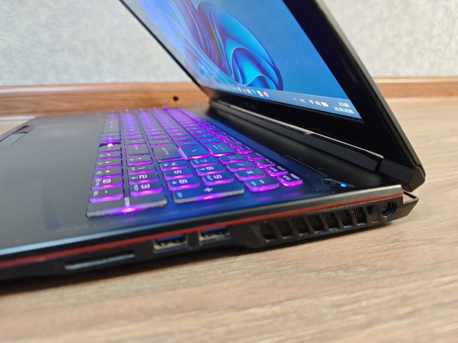 MSI, RTX2060, Intel Core i7, Игровой ноутбук